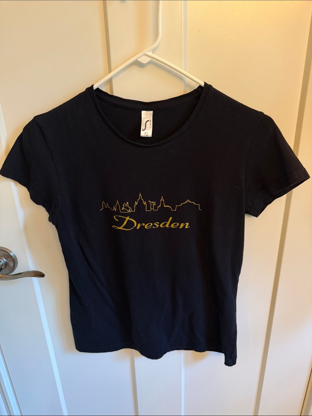 Dresden Skyline Short Sleeve Tee - Black & Gold